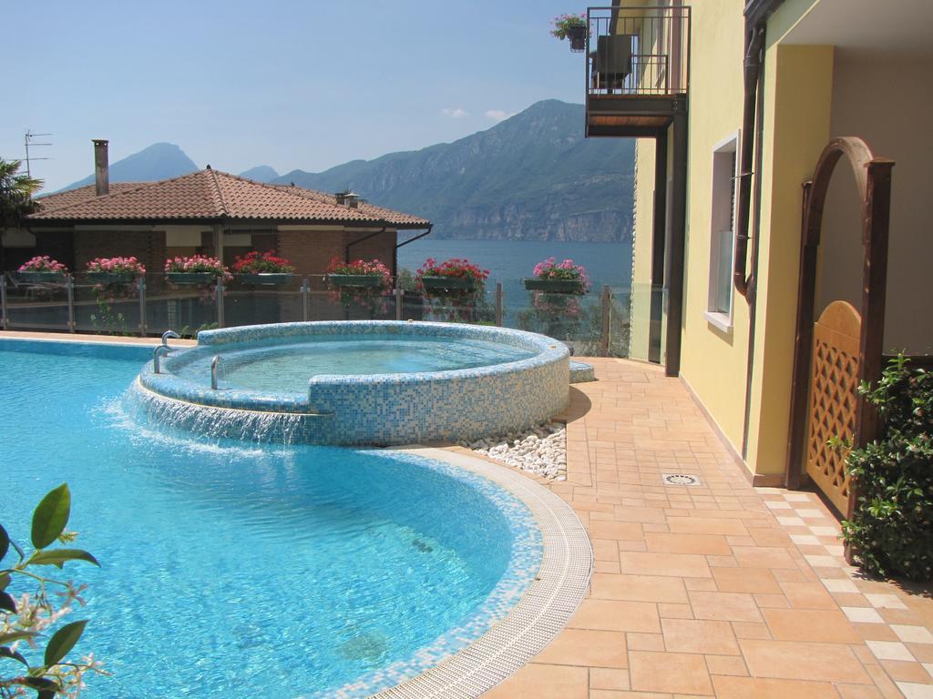 Residence Rosemary Brenzone sul Garda Exterior foto